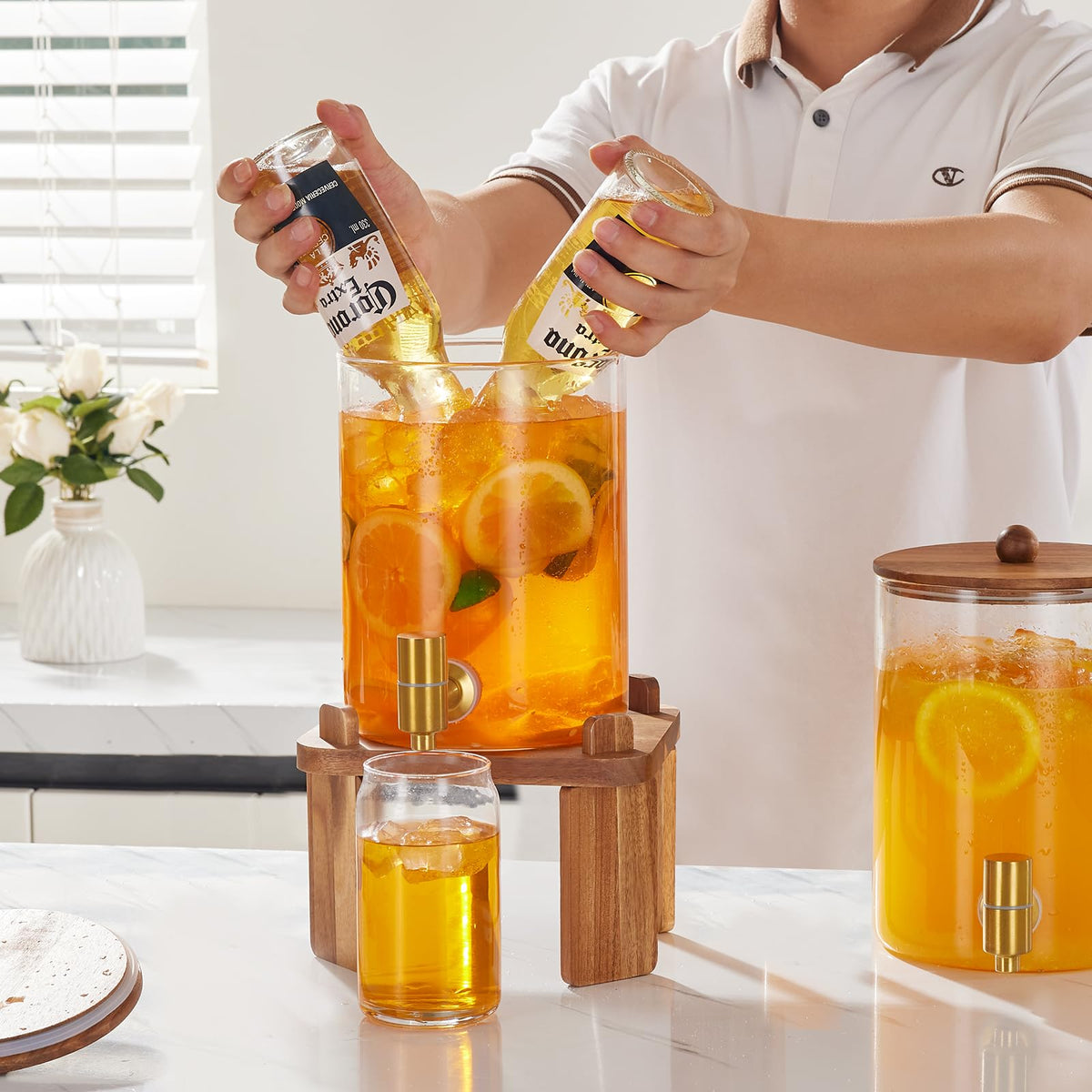Glass Drink Dispenser with Stand P127378