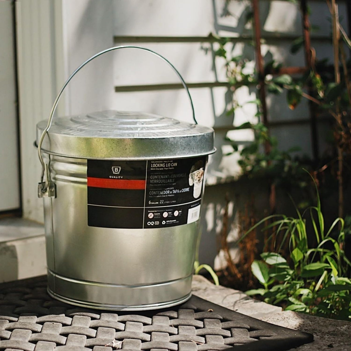 Galvanized Steel Locking Lid Storage Can 6-Gallon N97954