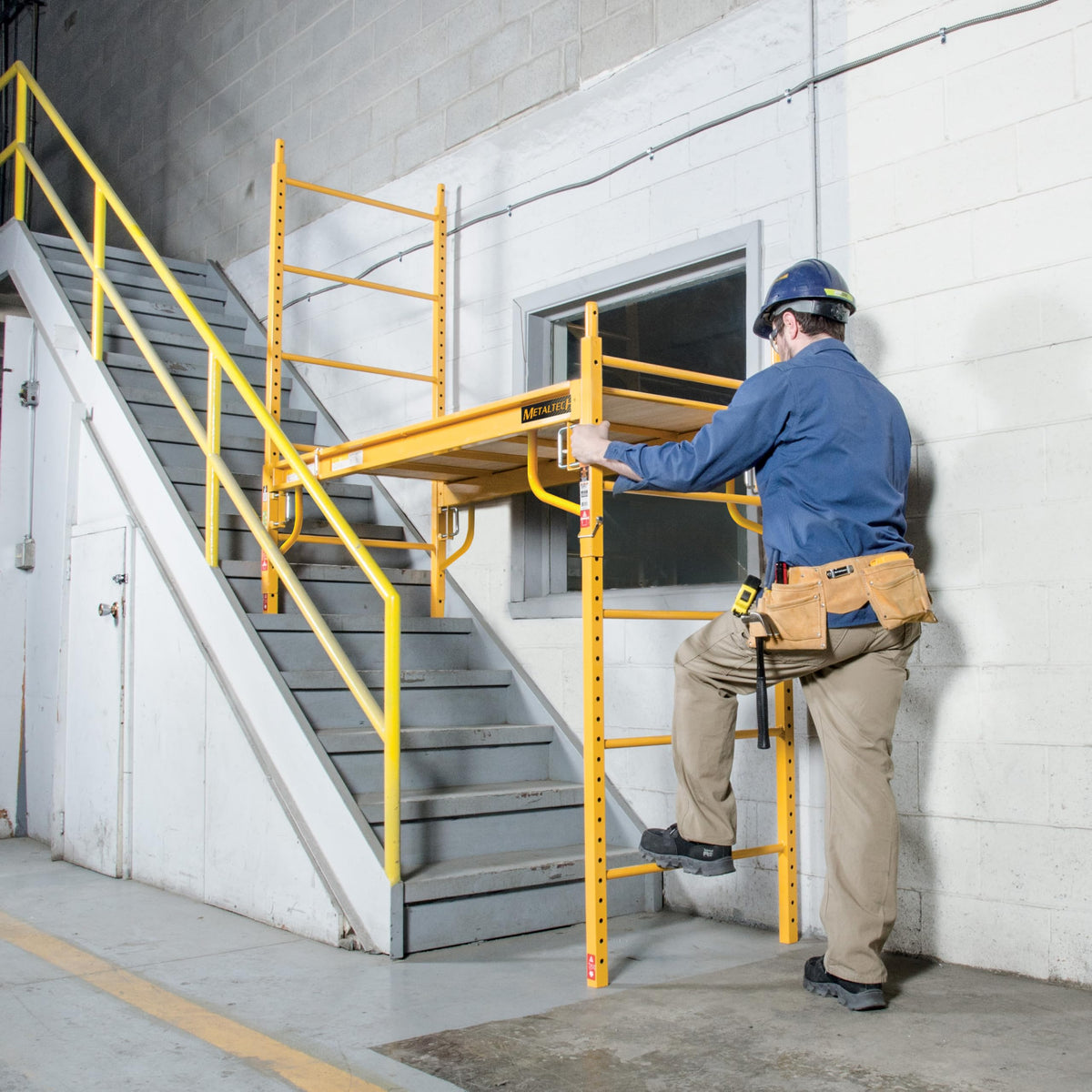 6' Baker-Style Steel Scaffold J313