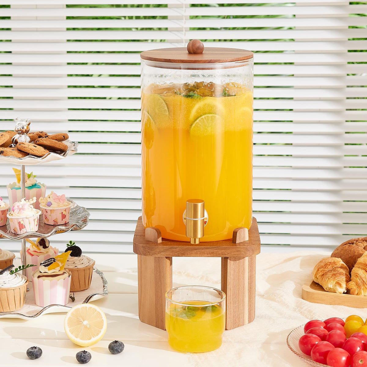 Glass Drink Dispenser with Stand P127378